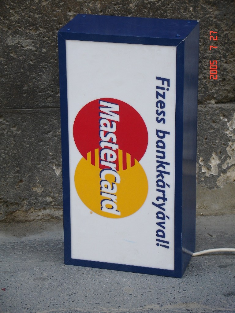 Vilagito Doboz 2.jpg